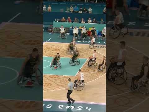 巴黎残奥会轮椅篮球选手