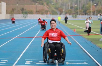 巴黎残奥会轮椅篮球选手